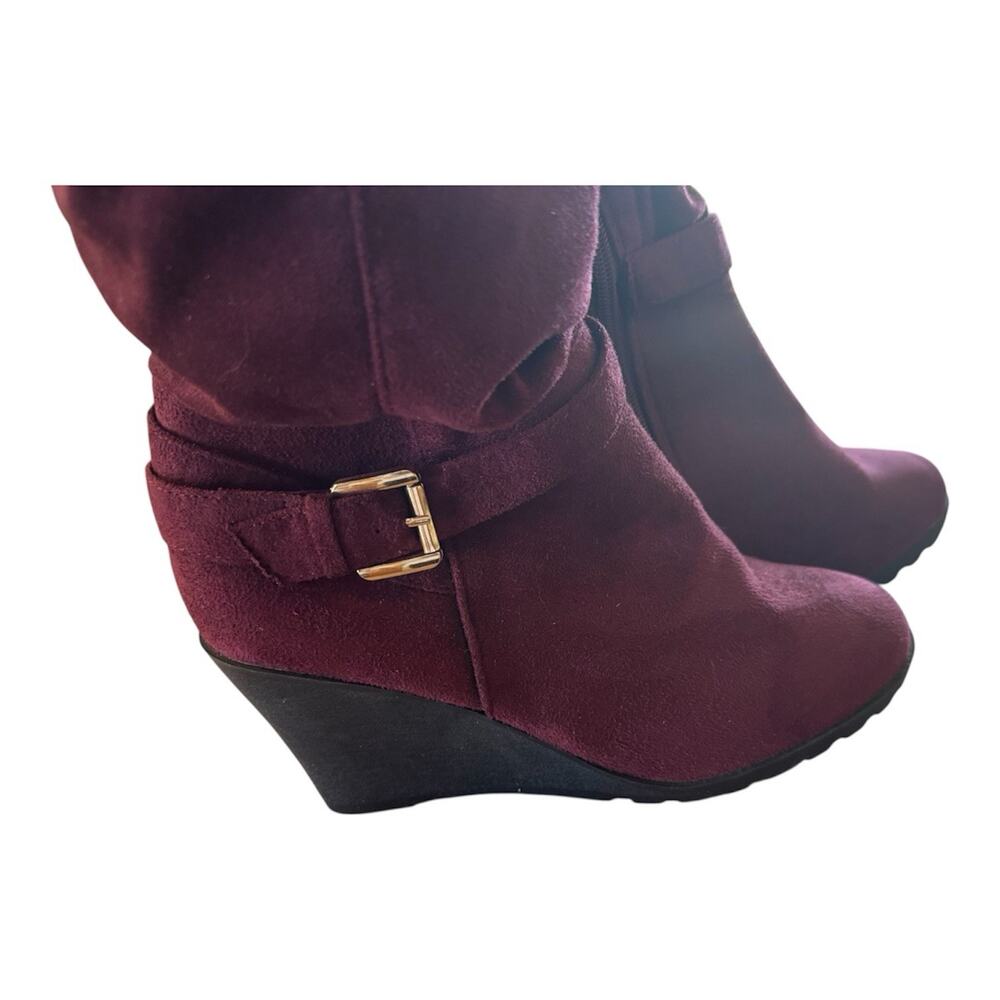 Women’s Burgundy Faux Suede Knee-high Wedge Boots Size 9 New - Picture 2 of 5